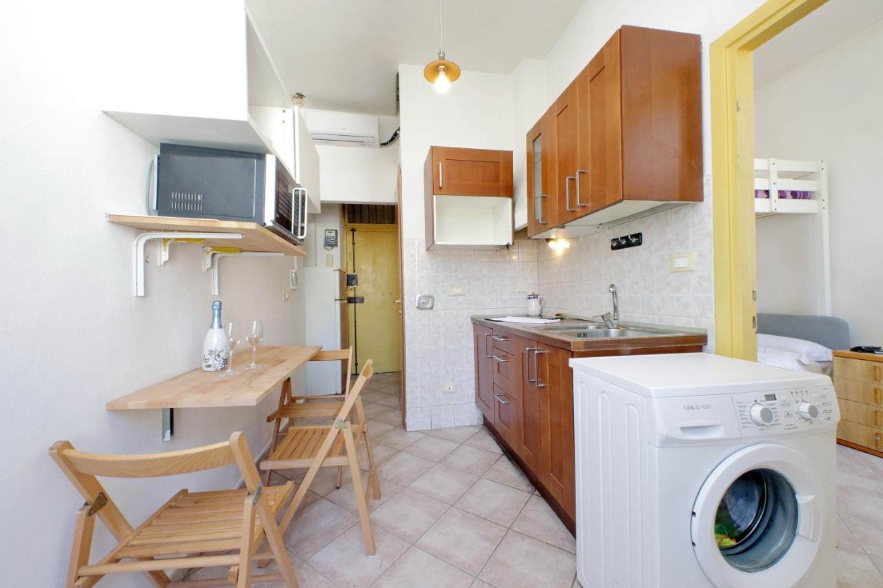 Piccola Piazza Della Liberta Apartamento