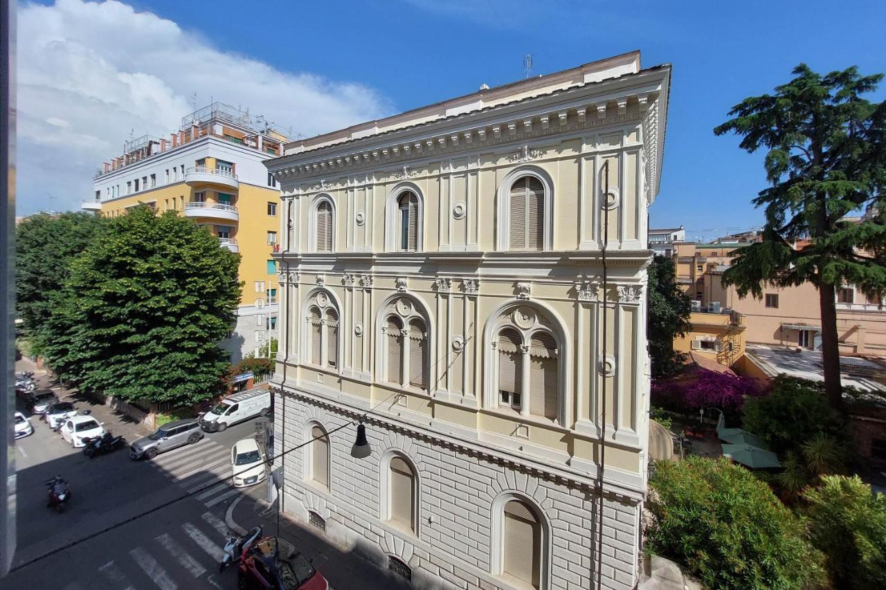 Piccola Piazza Della Liberta Apartamento